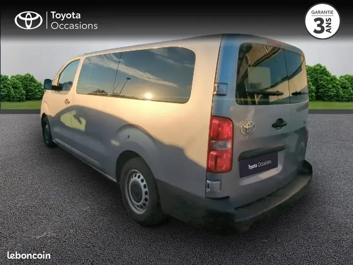 Toyota Proace Verso 2025 photo 2