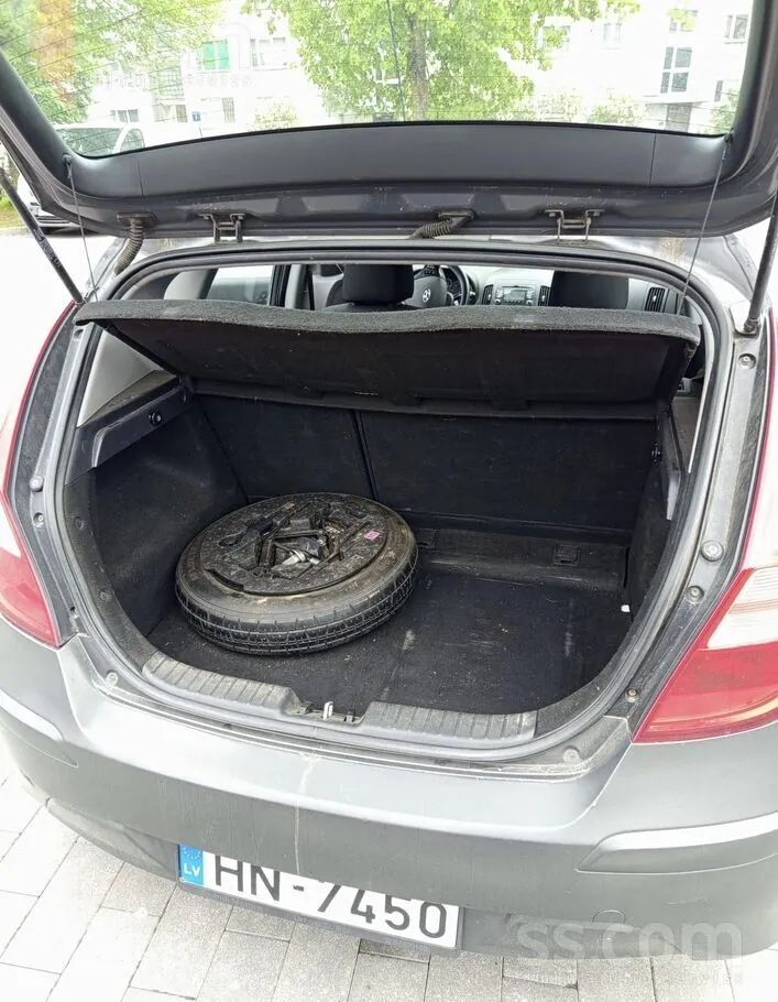 Hyundai I30 2010 photo 3