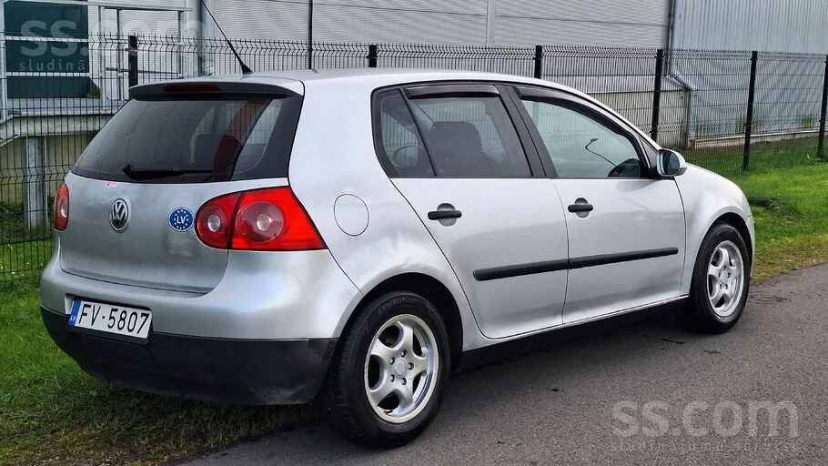 Volkswagen Golf 5 2006 photo 3