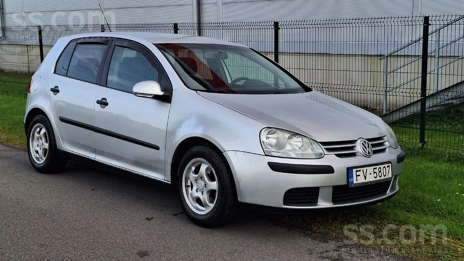Volkswagen Golf 5 2006 photo 2