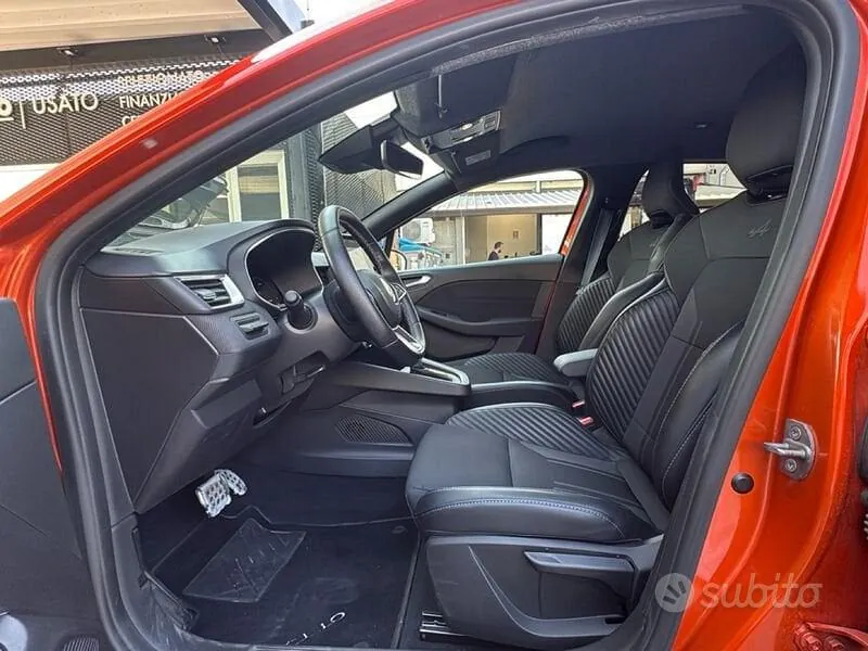 Renault Clio 2024 photo 3
