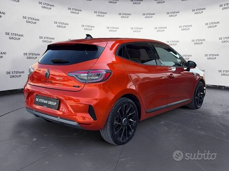 Renault Clio 2024 photo 2