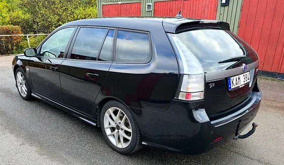 Saab 9-3 2010 photo 4