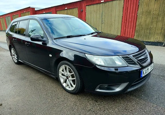 Saab 9-3 2010 photo 2
