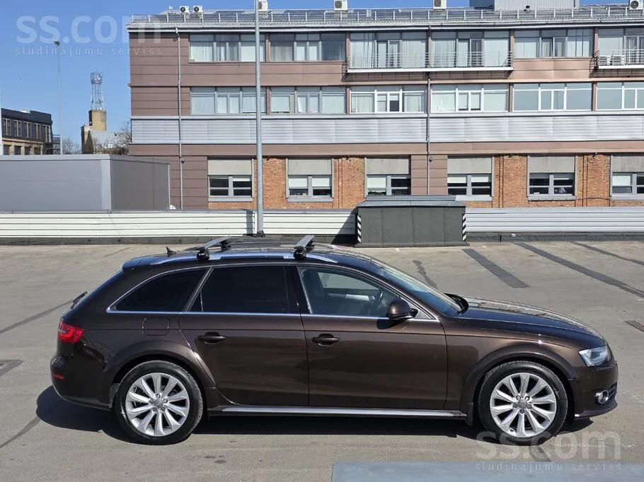 Audi A4 2016 photo 2