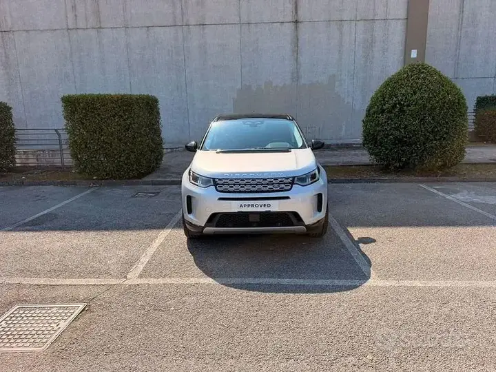 Land Rover Discovery Sport 2022 photo 3