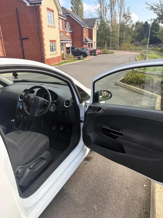 Vauxhall Corsa 2014 photo 4