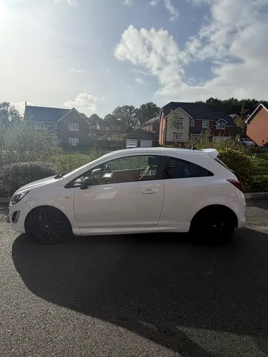 Vauxhall Corsa 2014 photo 3