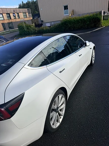 Tesla Model 3 2019 photo 4
