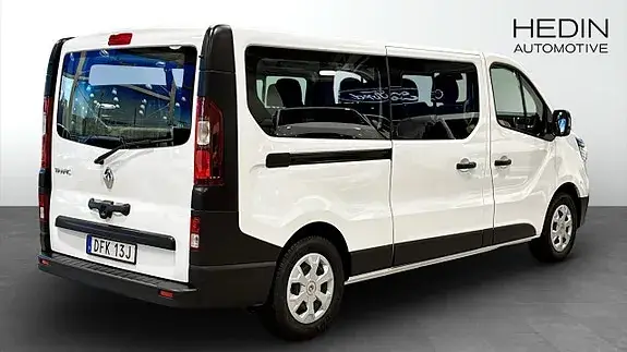 Renault Trafic 2024 photo 2