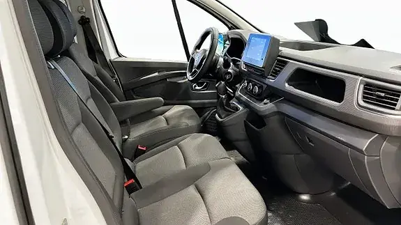 Renault Trafic 2024 photo 3