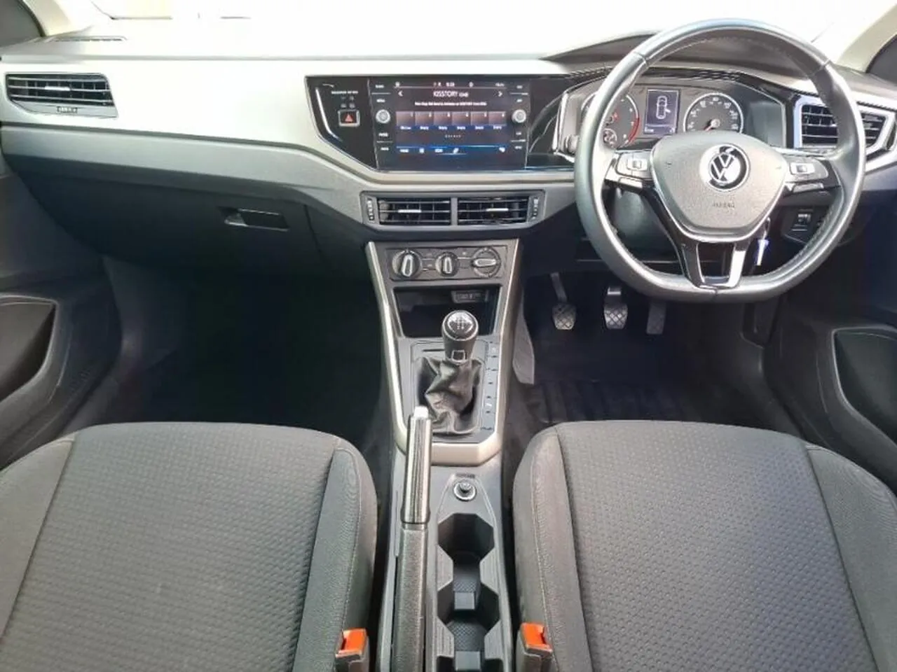 Volkswagen Polo 2021 photo 2
