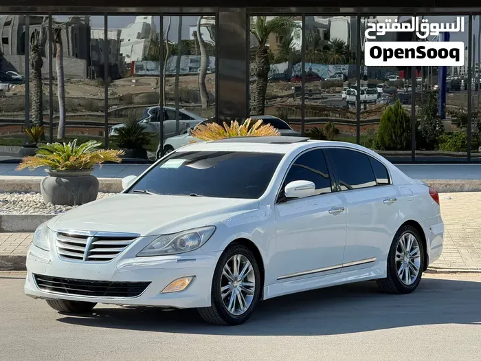 Genesis G80 2013 photo 5