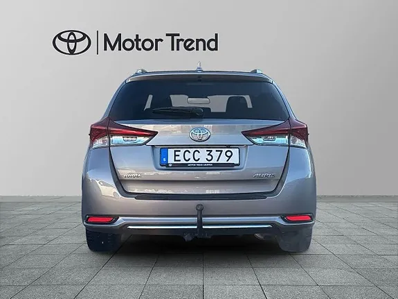 Toyota Auris 2016 photo 5