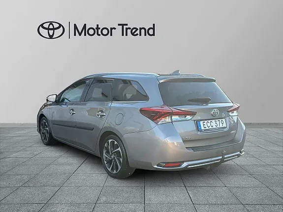 Toyota Auris 2016 photo 3