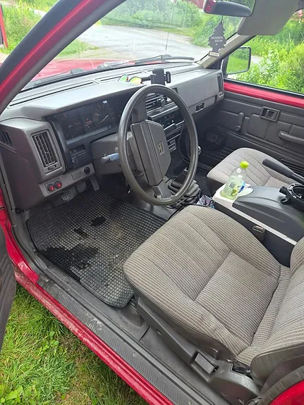 Nissan King Cab 1986 photo 5