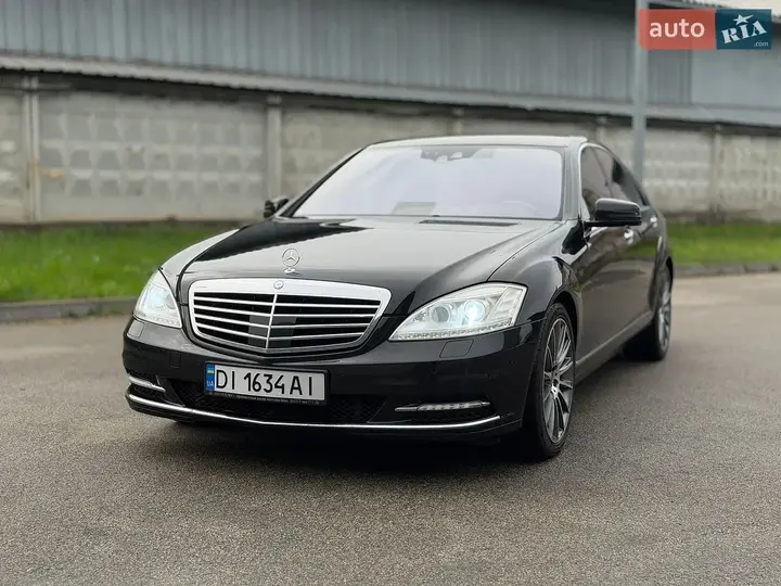 Mercedes-Benz S-Class 2009 photo 3