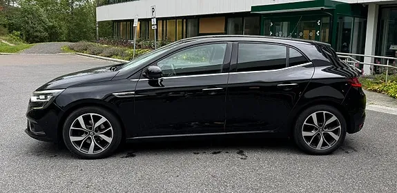 Renault Megane 2016 photo 2