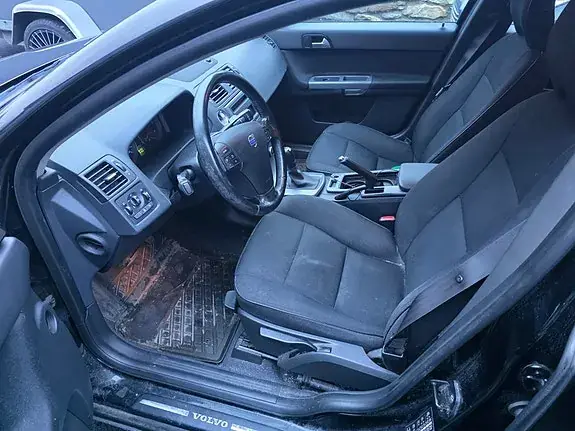 Volvo V50 2011 photo 5