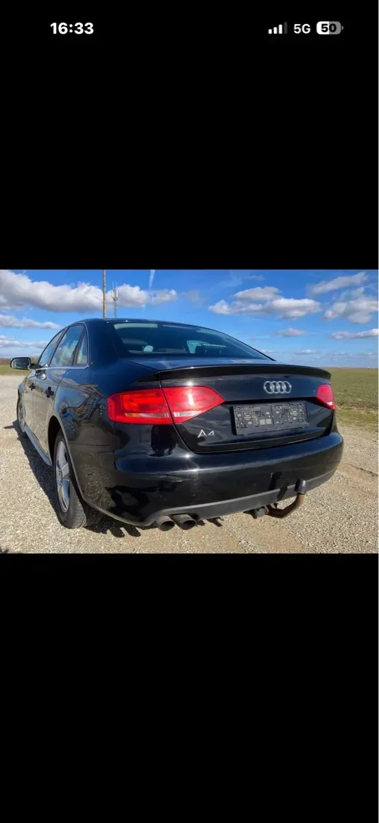 Audi A4 2009 photo 2