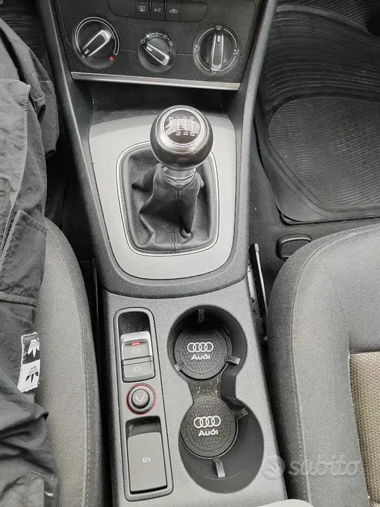 Audi Q3 2015 photo 3