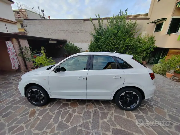 Audi Q3 2015 photo 5