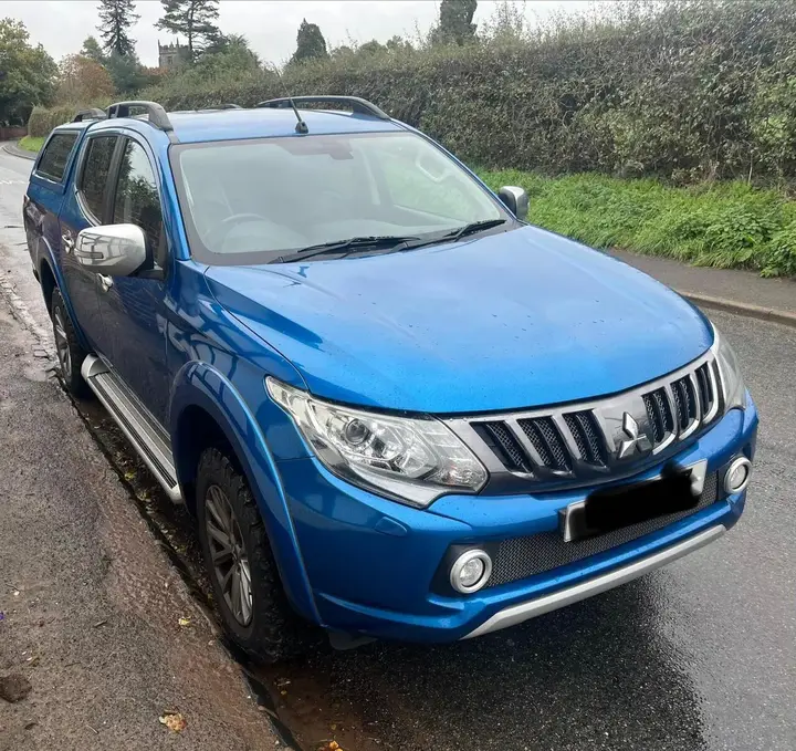 Mitsubishi L200