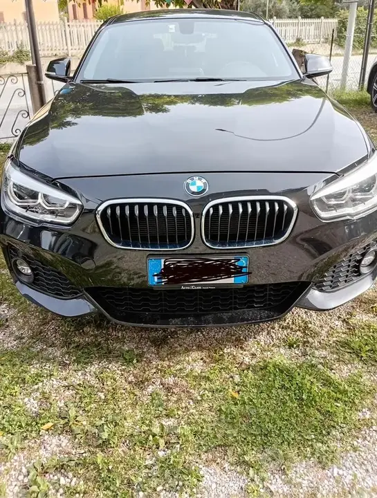 BMW 1 Series 2018 photo 2
