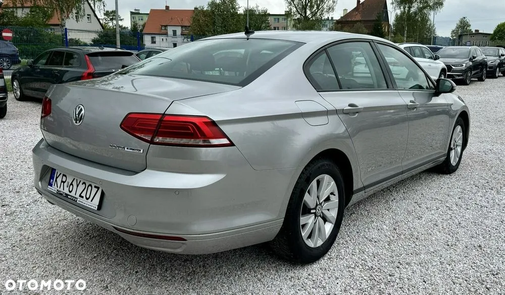 Volkswagen Passat 2017 photo 4