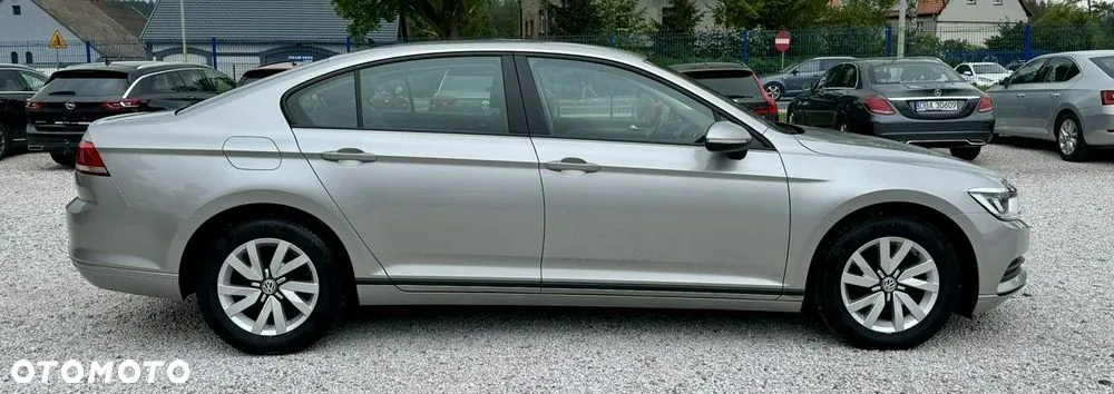 Volkswagen Passat 2017 photo 5