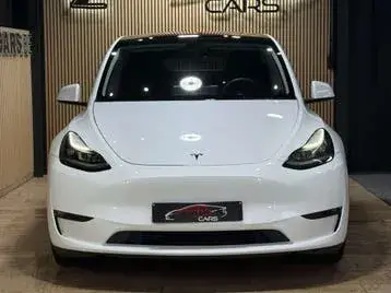 Tesla Model Y 2023 photo 3