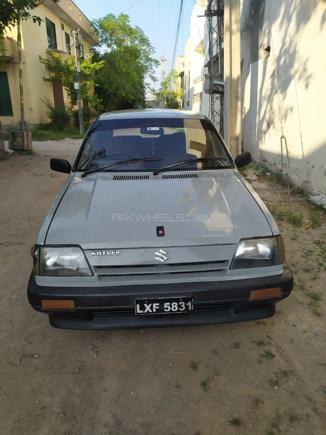 Suzuki Khyber