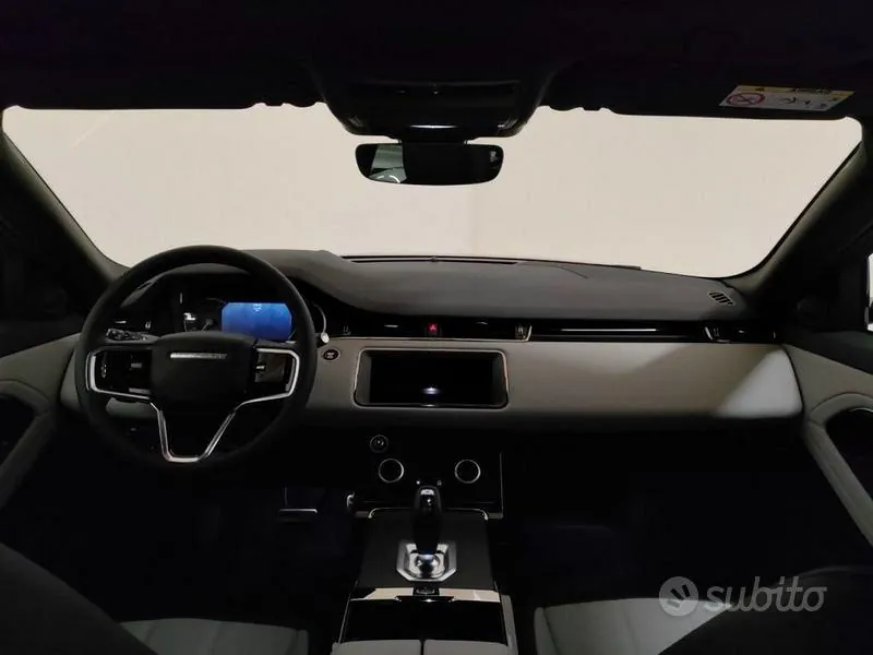 Land Rover Range Rover Evoque 2023 photo 4