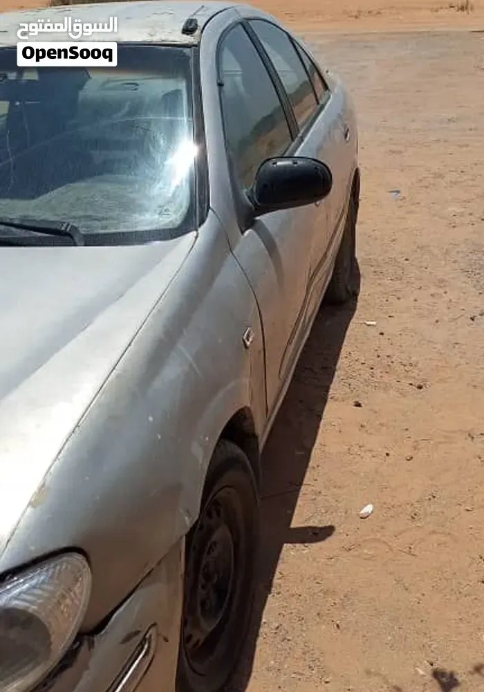 Nissan Almera 2002 photo 2