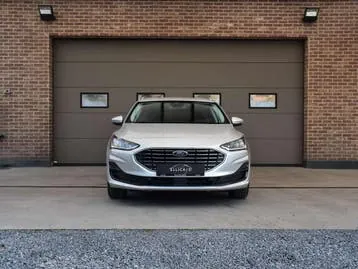 Ford Focus 2024 photo 2