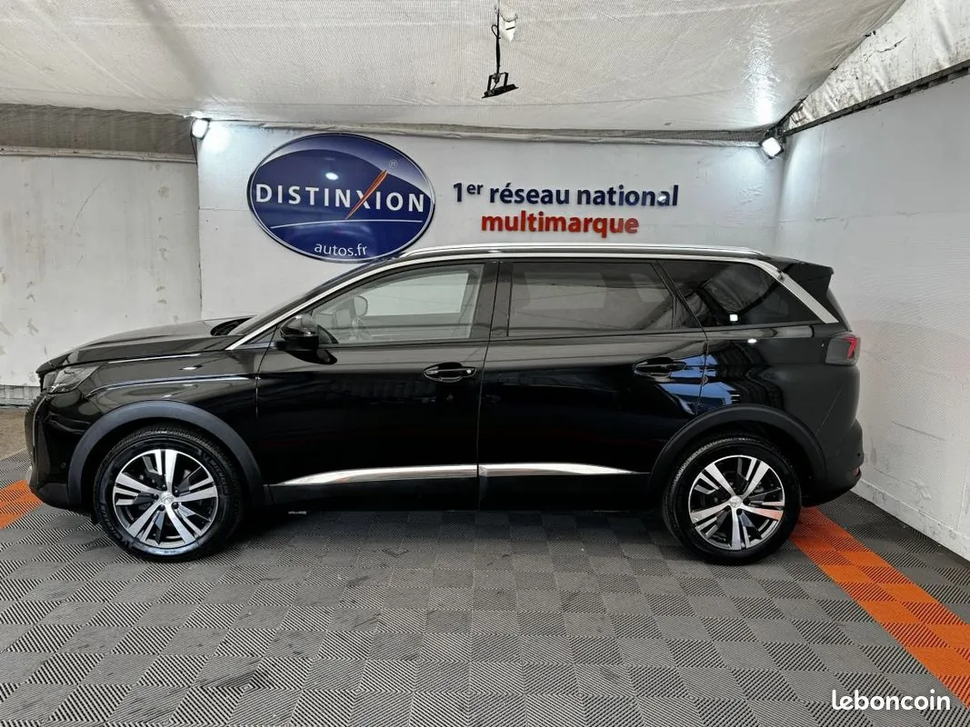 Peugeot 5008 2022 photo 4