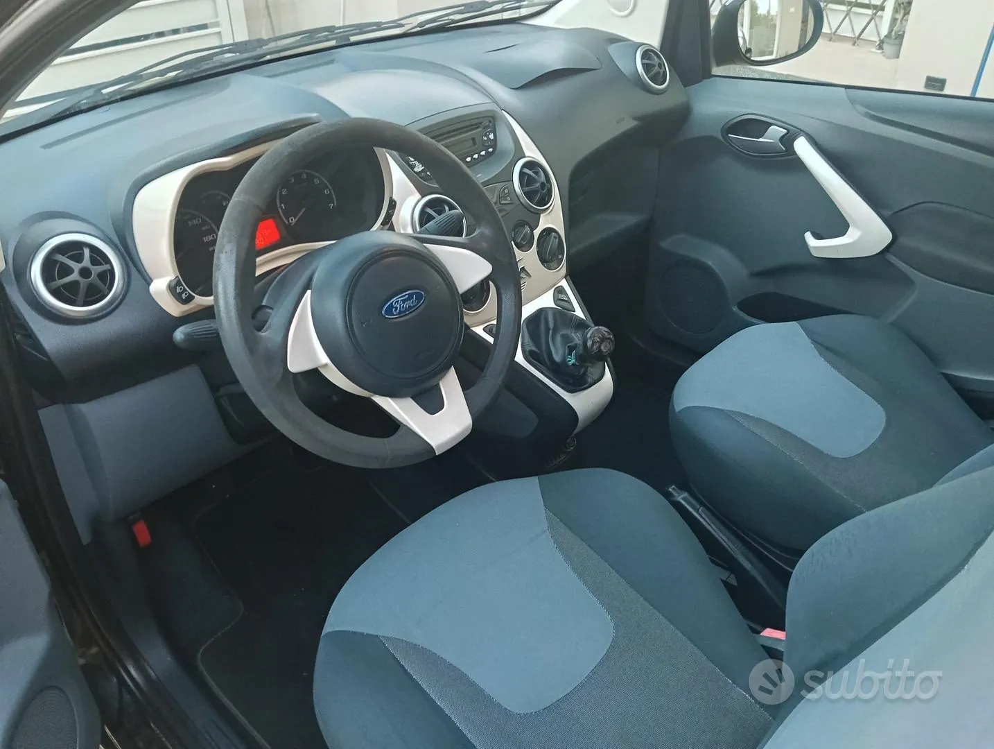 Ford Ka 2010 photo 5
