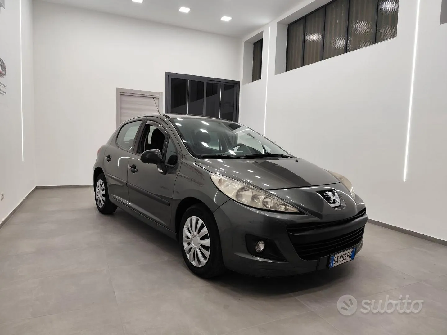 Peugeot 207 2009 photo 2