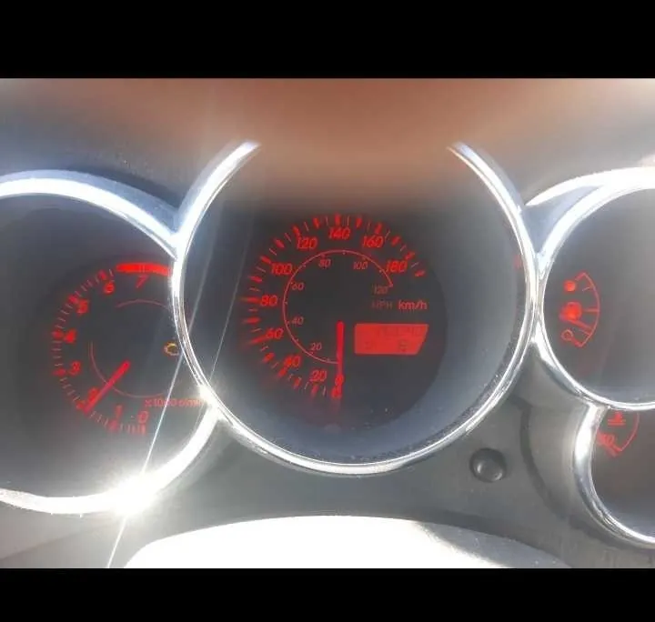 Pontiac Vibe 2003 photo 4