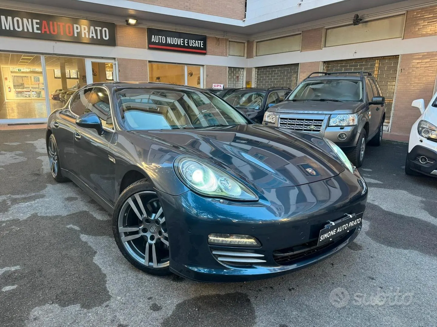 Porsche Panamera 2010 photo 4