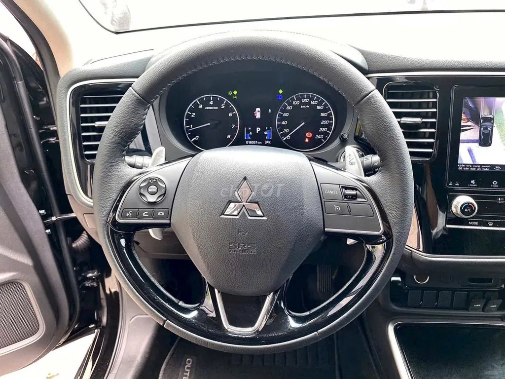 Mitsubishi Outlander 2023 photo 4
