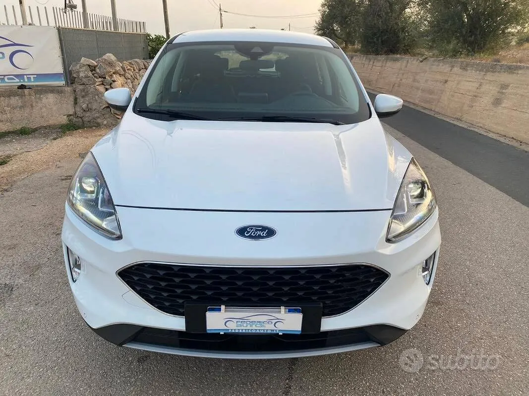 Ford Kuga 2021 photo 2
