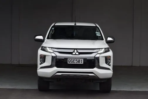 Mitsubishi Triton