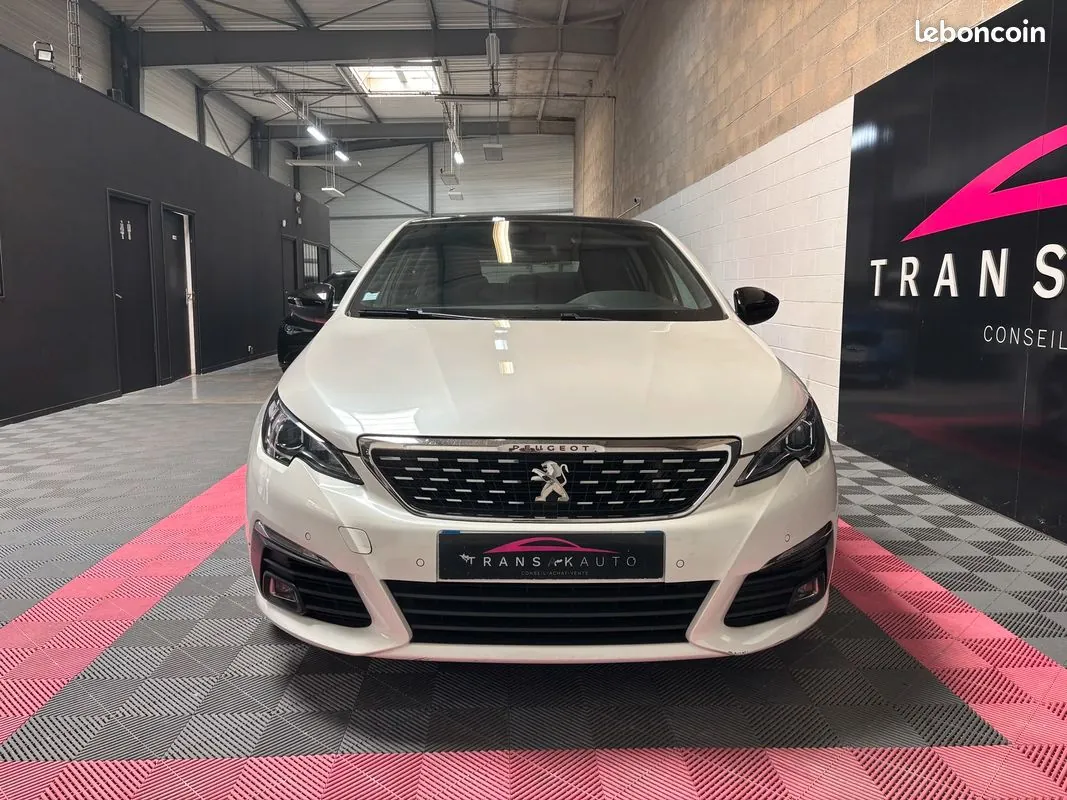 Peugeot 308 2019 photo 3