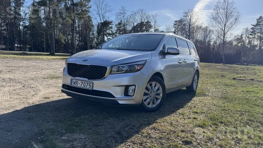 Kia Carnival 2015 photo 4