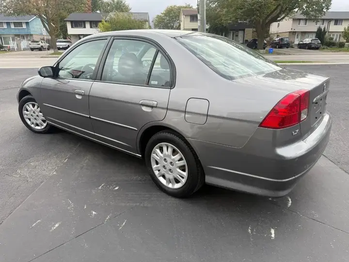 Honda Civic 2004 photo 5