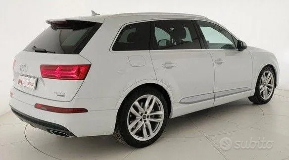 Audi Q7 2019 photo 3