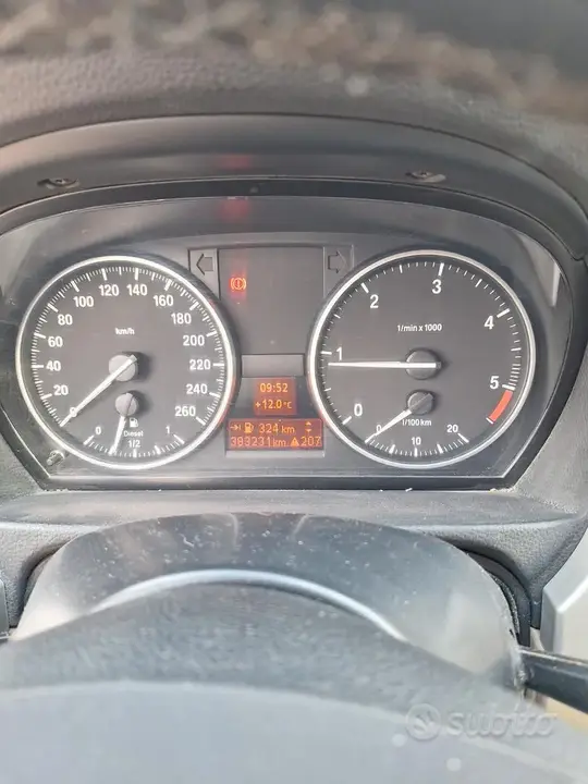 BMW 320D 2009 photo 4