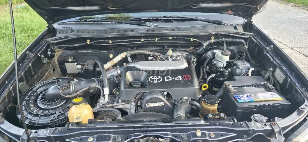Toyota Fortuner 2010 photo 2