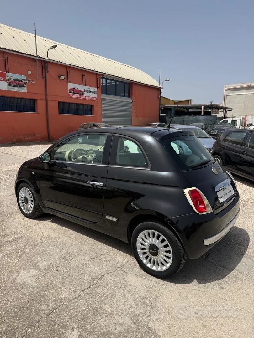 Fiat 500 2011 photo 2